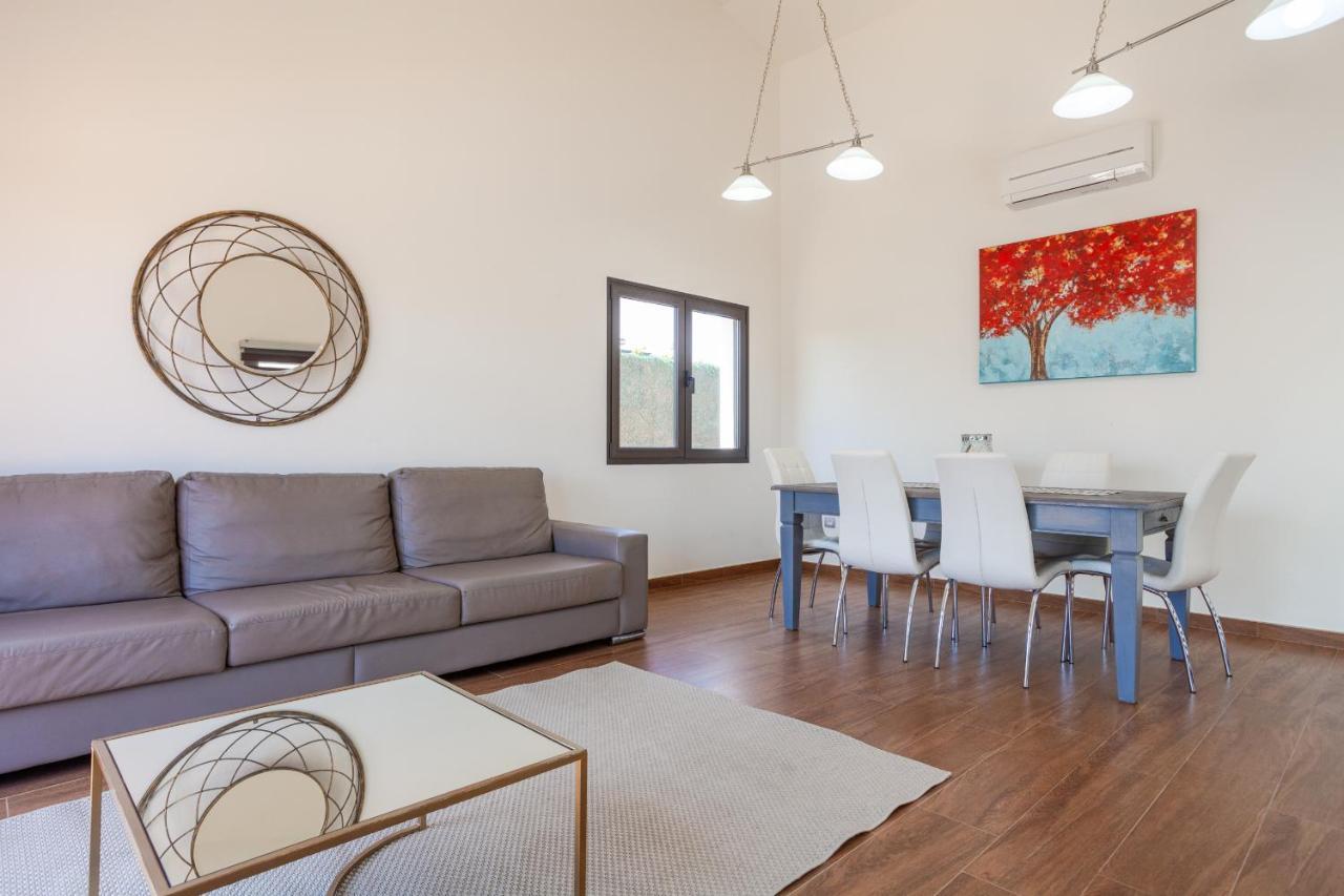 Villa Zafiro 13 Golf Private Pool Caleta De Fuste By Holidays Home Esterno foto
